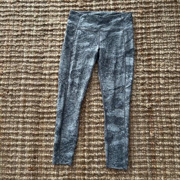 Lululemon Fast & Free Tight 7/8 II Nulux 25" Leggings – Area Ice Grey - size 10 - Picture 3 of 10